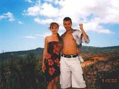 4s.jpg (15859 bytes)